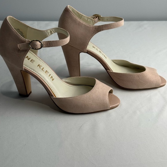 Anne Klein Akhenrika Blush Peep Toe Heels Size 8 - Picture 2 of 16
